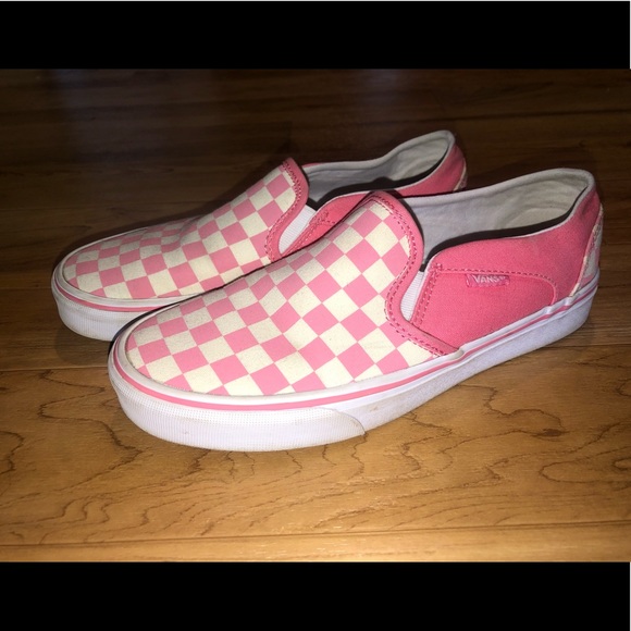pink checkered classic slip on vans - Picture 1 of 3
